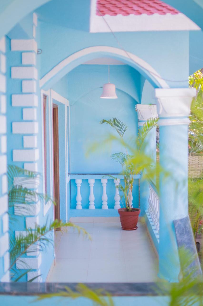 Pinnacle Blue By The Beach Calangute Bagian luar foto